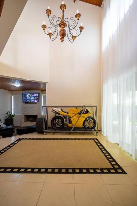 Casa 996 Condominio Fazenda Orypaba Monte Alegre do Sul Buitenkant foto