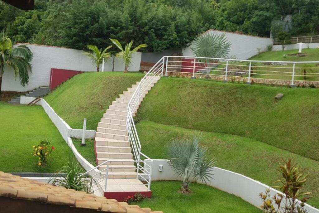 Casa 996 Condominio Fazenda Orypaba Monte Alegre do Sul Buitenkant foto